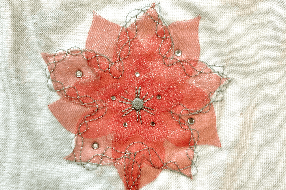 ラインストーン＆アップリケ刺繍